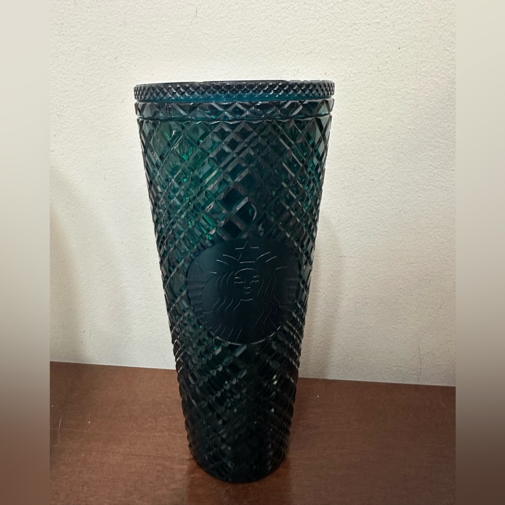 Starbucks Spring 2022 Emerald Green Jeweled Cold Cup